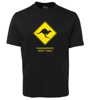 Kangaroos Next 10km Road Sign Adults T-Shirt (Black)