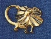 Frill Neck Lizard Hat Lapel Pin